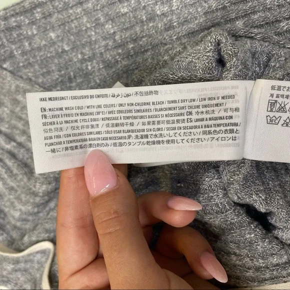 Abercrombie & Fitch Gray Ribbed Zip Up Sweatshirt - Picture 5 of 5